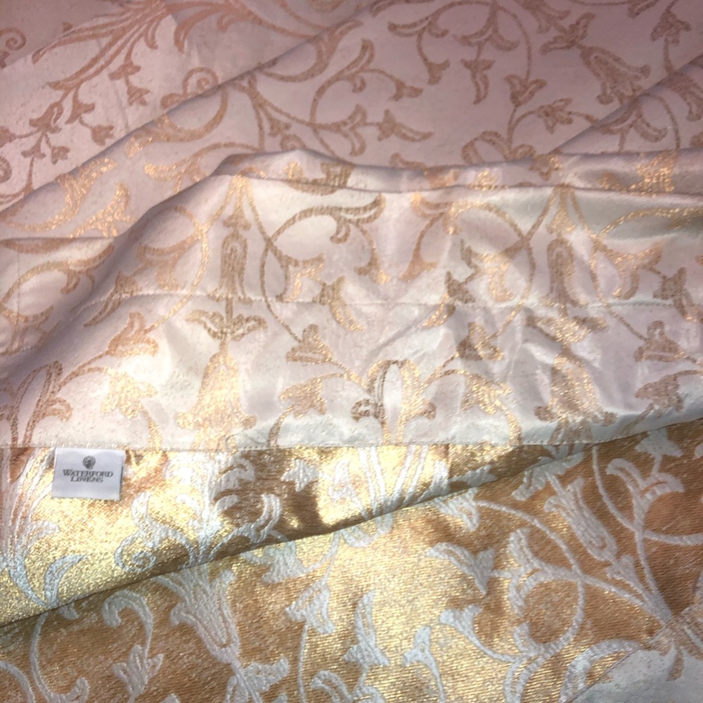 Window Drapes - Picture 2 of 3